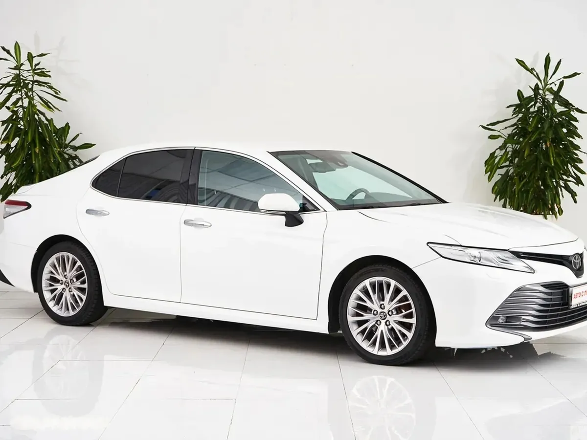 Toyota Camry VIII (XV70) — фото 3