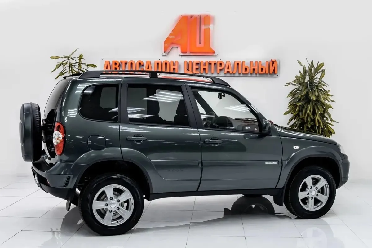 Chevrolet Niva I Рестайлинг · GL — фото 4