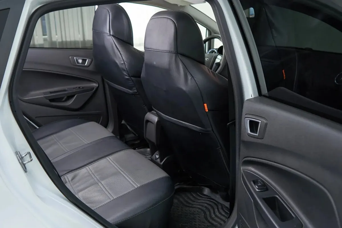 Ford Fiesta Mk6 Рестайлинг · Trend — фото 5