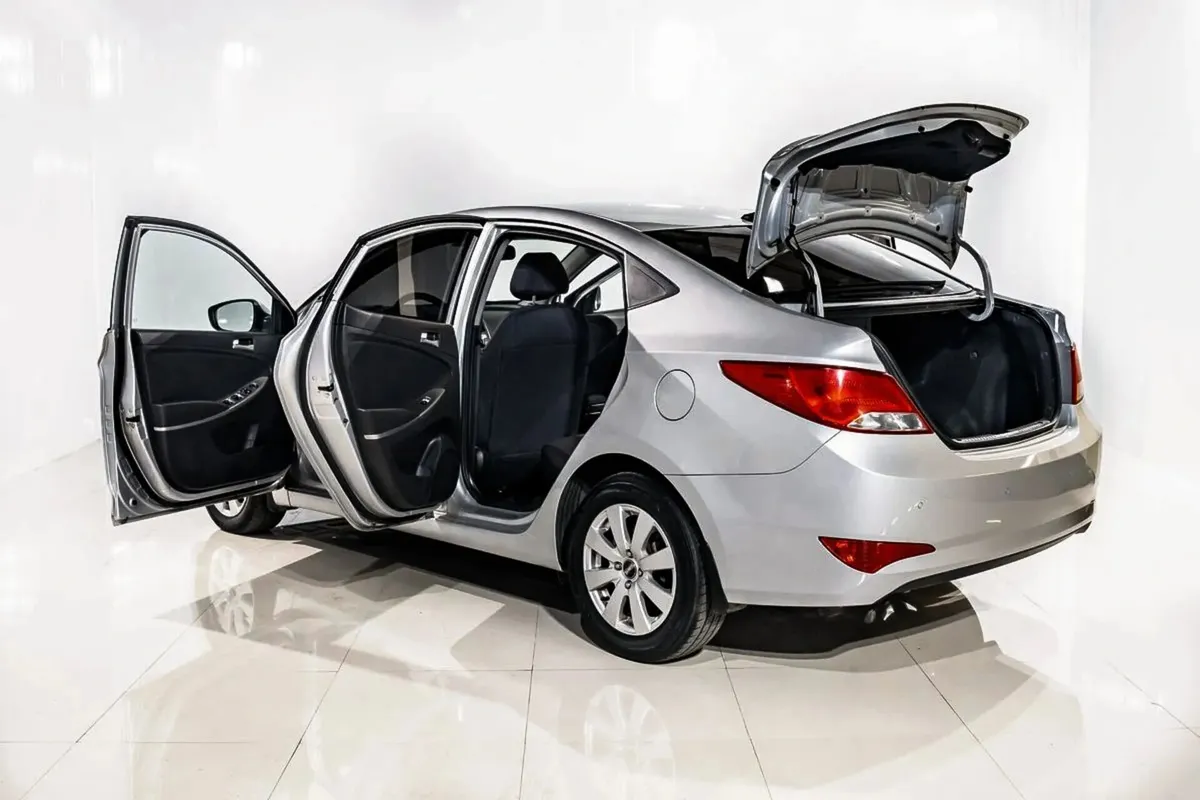 Hyundai Solaris I Рестайлинг — фото 5