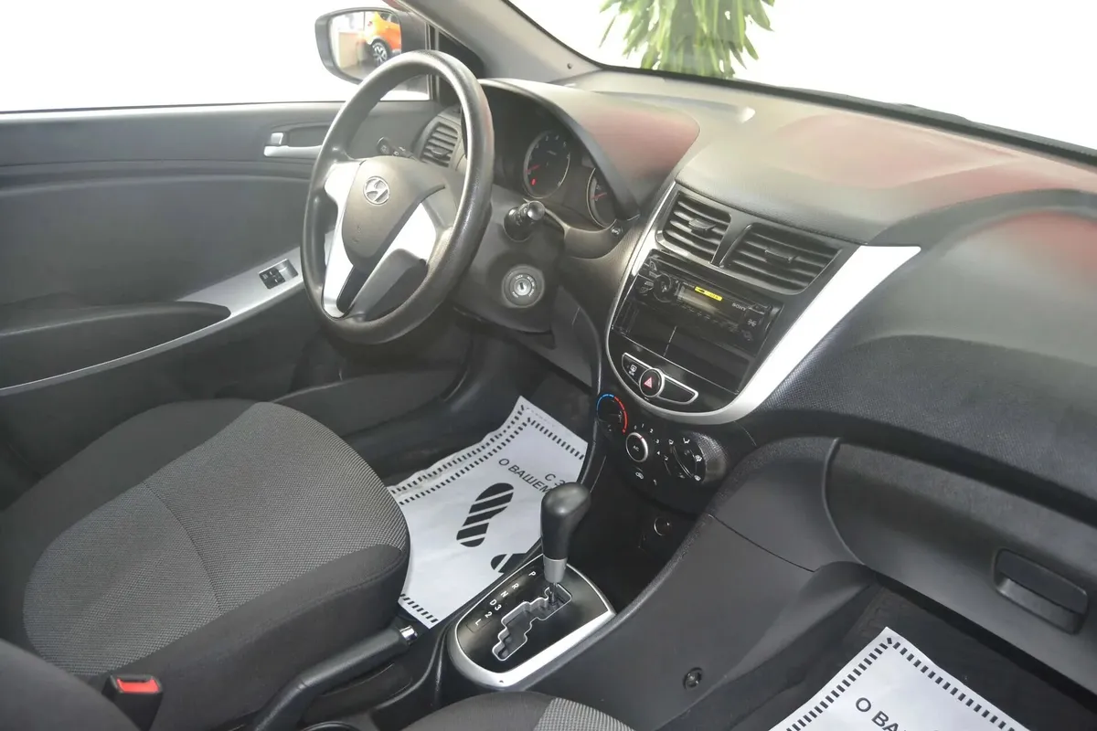 Hyundai Solaris I · Family — фото 5