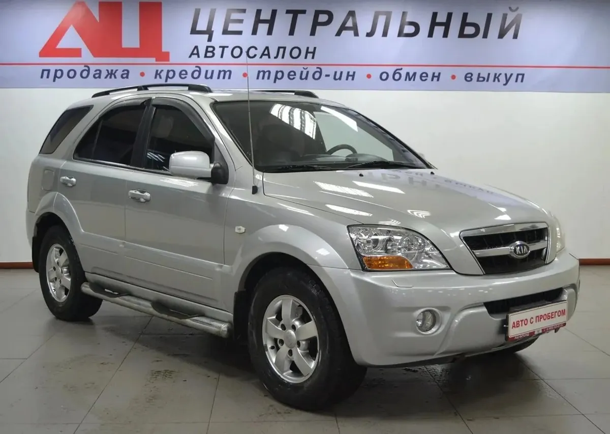 Kia Sorento I Рестайлинг — фото 3