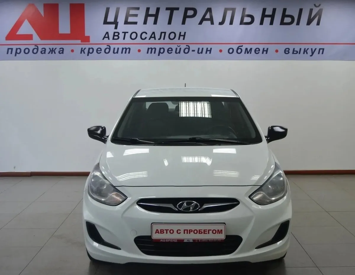 Hyundai Solaris I — фото 2