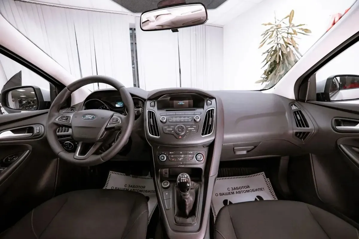 Ford Focus III Рестайлинг — фото 5