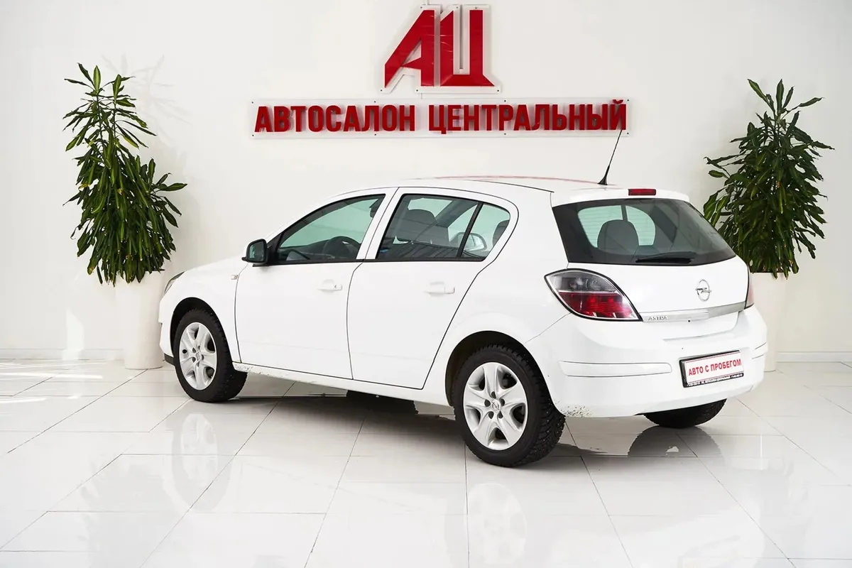 Opel Astra J · Essentia — фото 4
