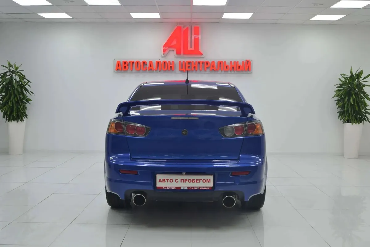 Mitsubishi Lancer — фото 4