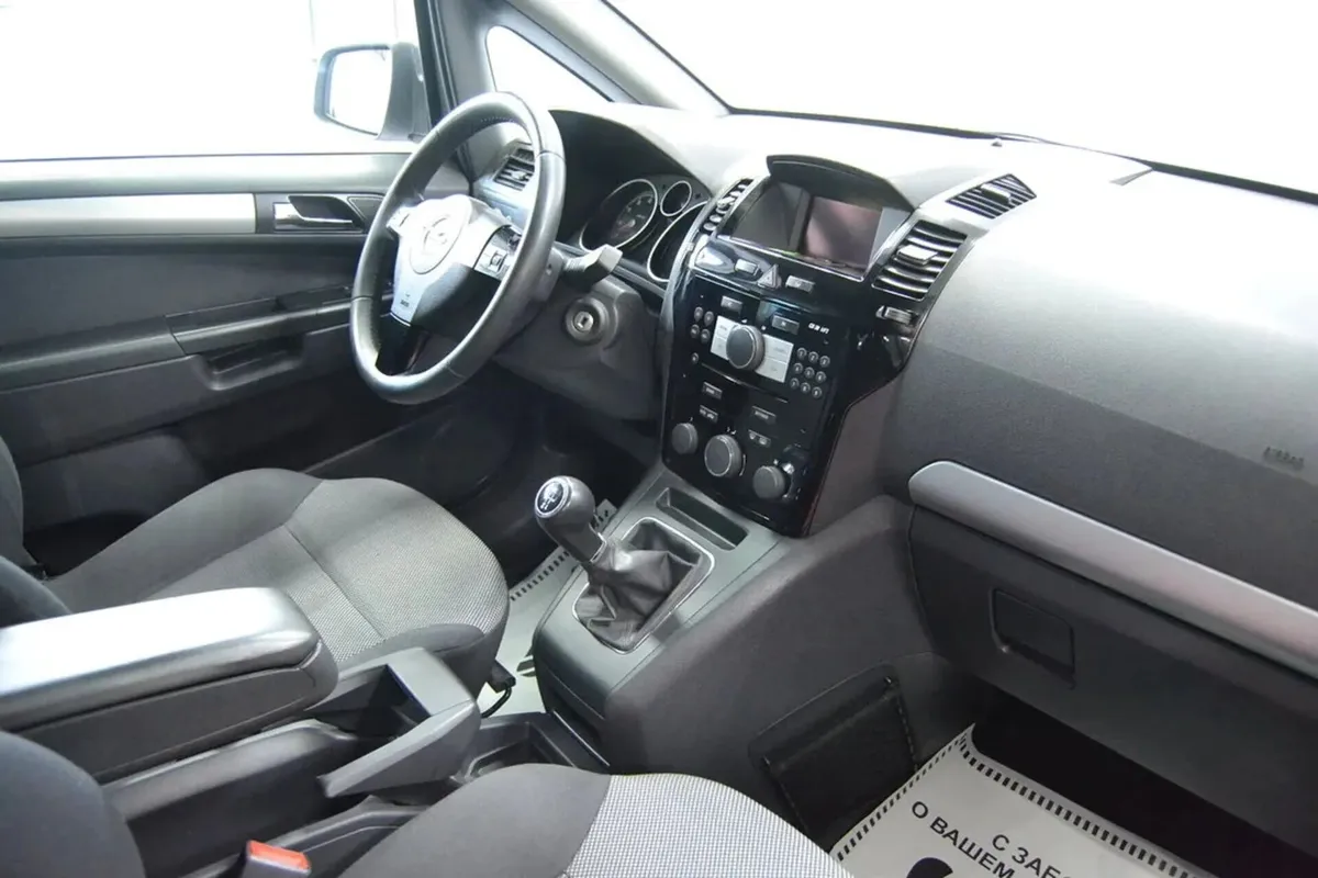 Opel Zafira B Рестайлинг · Family — фото 5