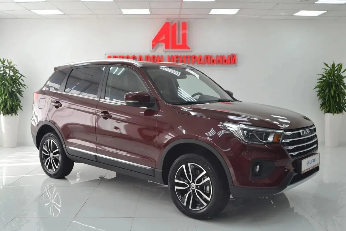 Lifan X70 I · LUXURY (04.2018 — 09.2019) — фото 2