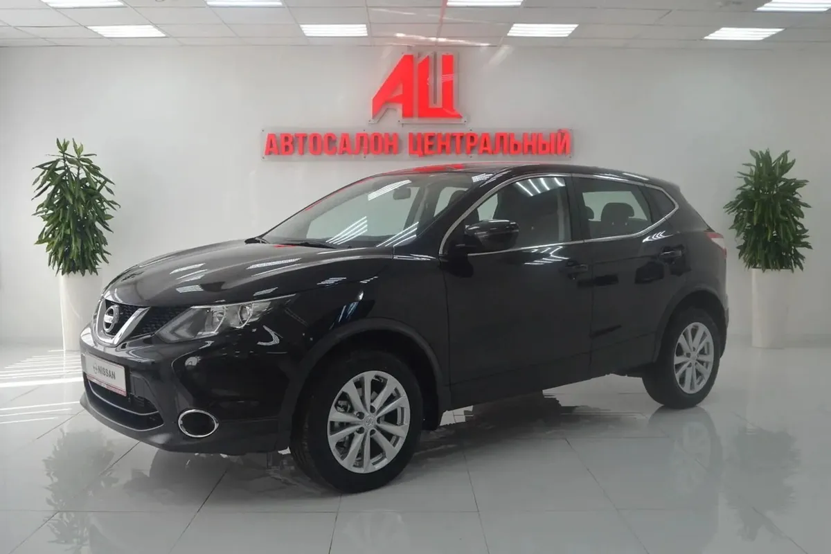 Nissan Qashqai II · LE