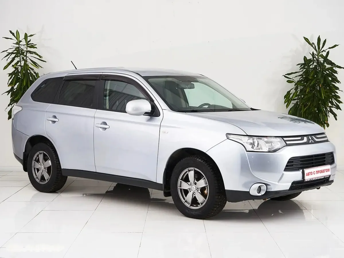 Mitsubishi Outlander III · Invite — фото 3
