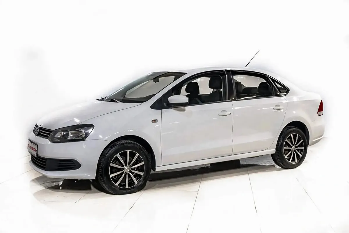 Volkswagen Polo V Рестайлинг · Drive