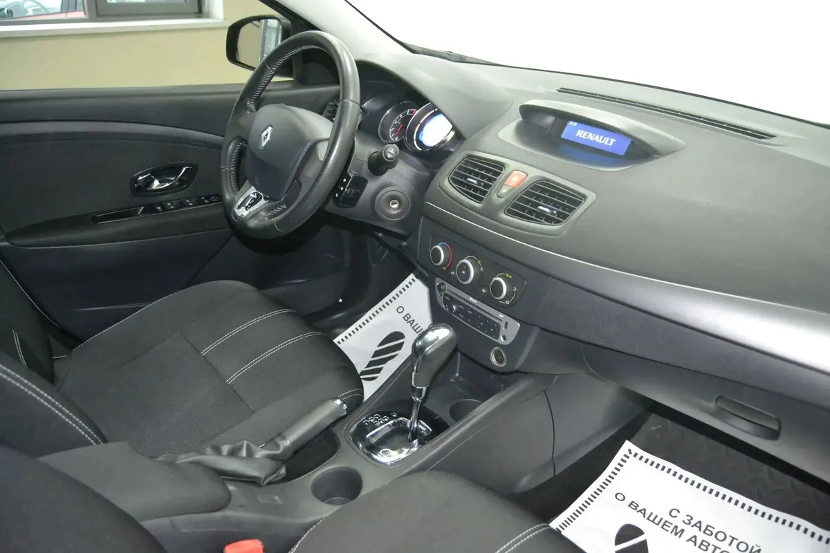 Renault Fluence I Рестайлинг · Confort — фото 4