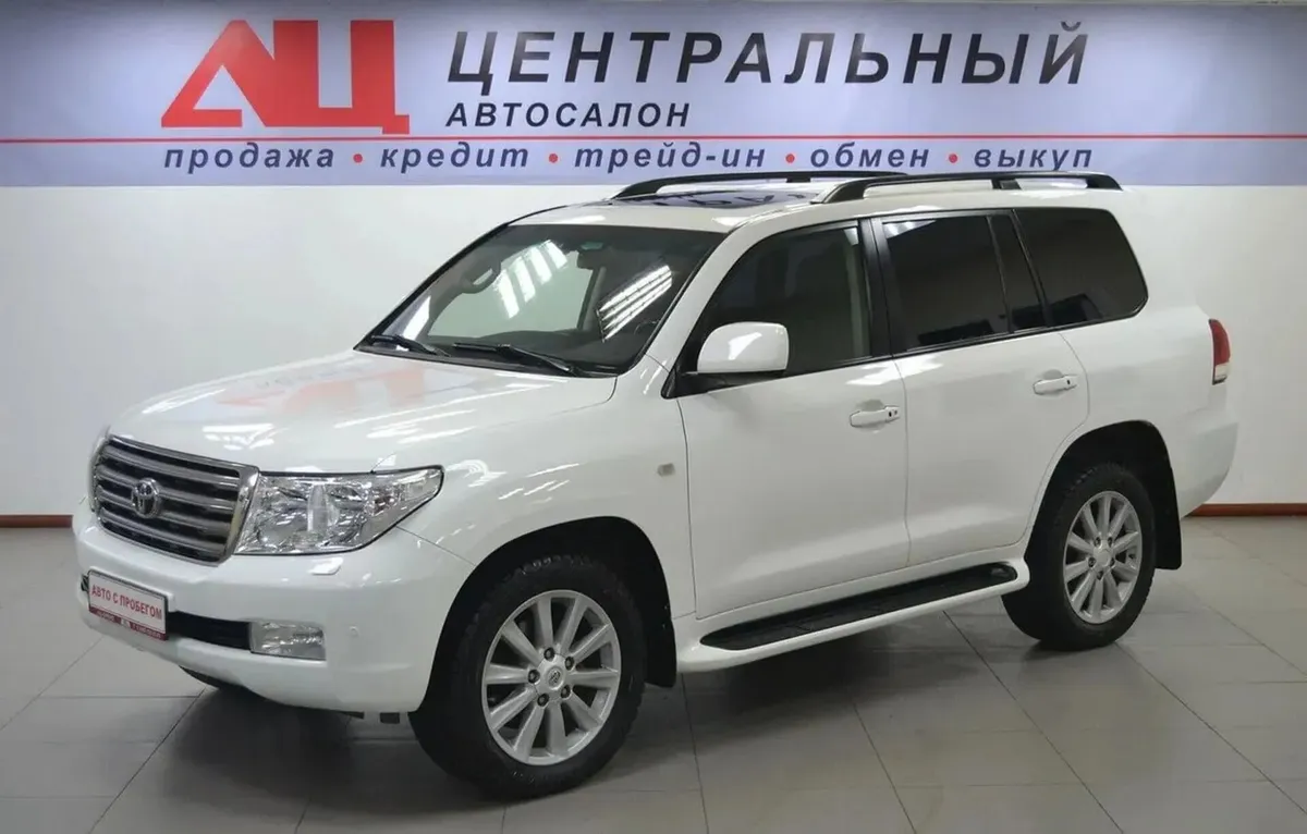 Toyota Land Cruiser 200 Series · Люкс
