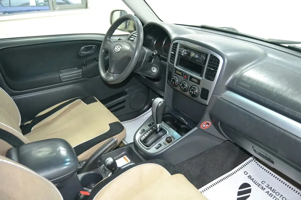 Suzuki Grand Vitara I Рестайлинг — фото 5