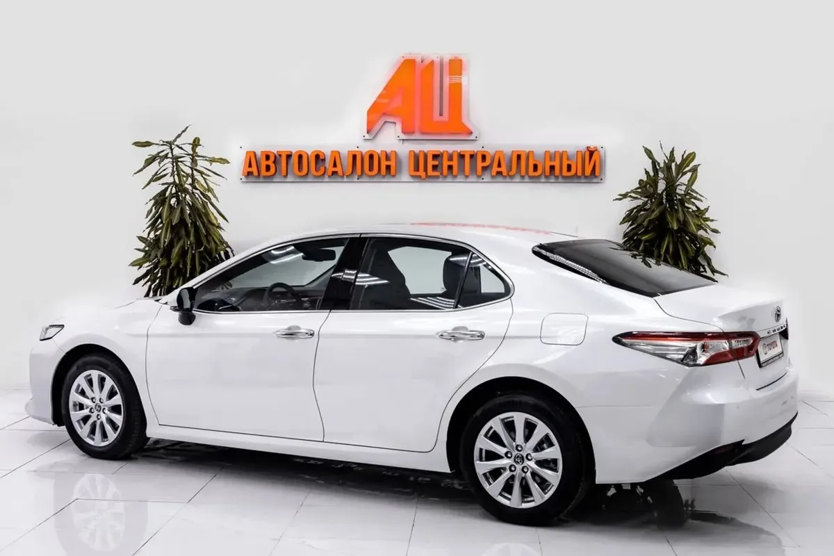 Toyota Camry VIII (XV70) · Стандарт — фото 3