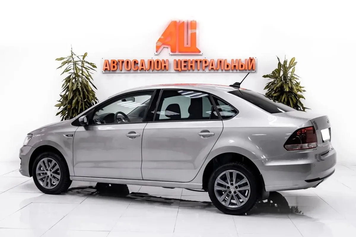 Volkswagen Polo V Рестайлинг · Drive — фото 2