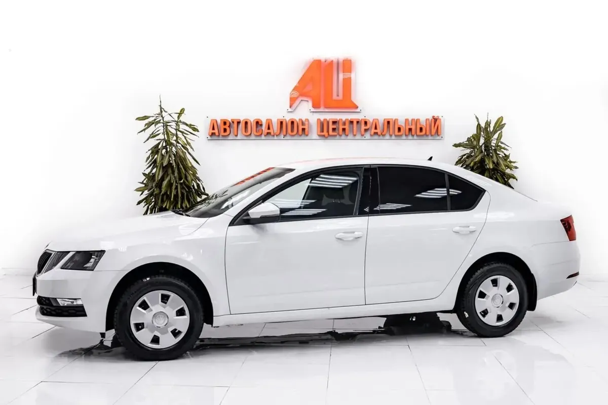 Skoda Rapid I Рестайлинг · Ambition