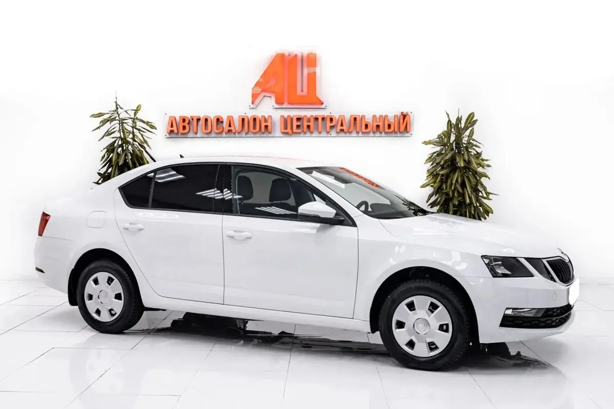 Skoda Rapid I Рестайлинг · Ambition — фото 2