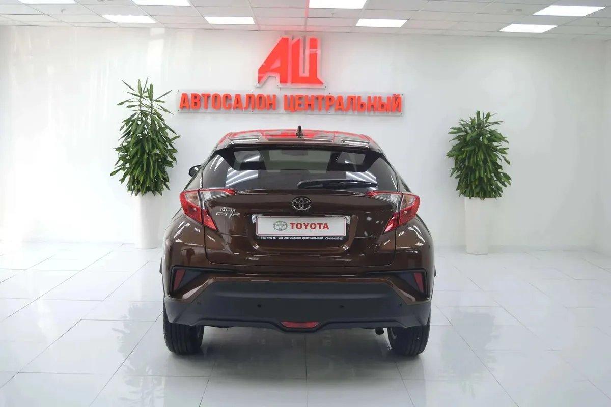 Toyota C-HR I · Hot — фото 4