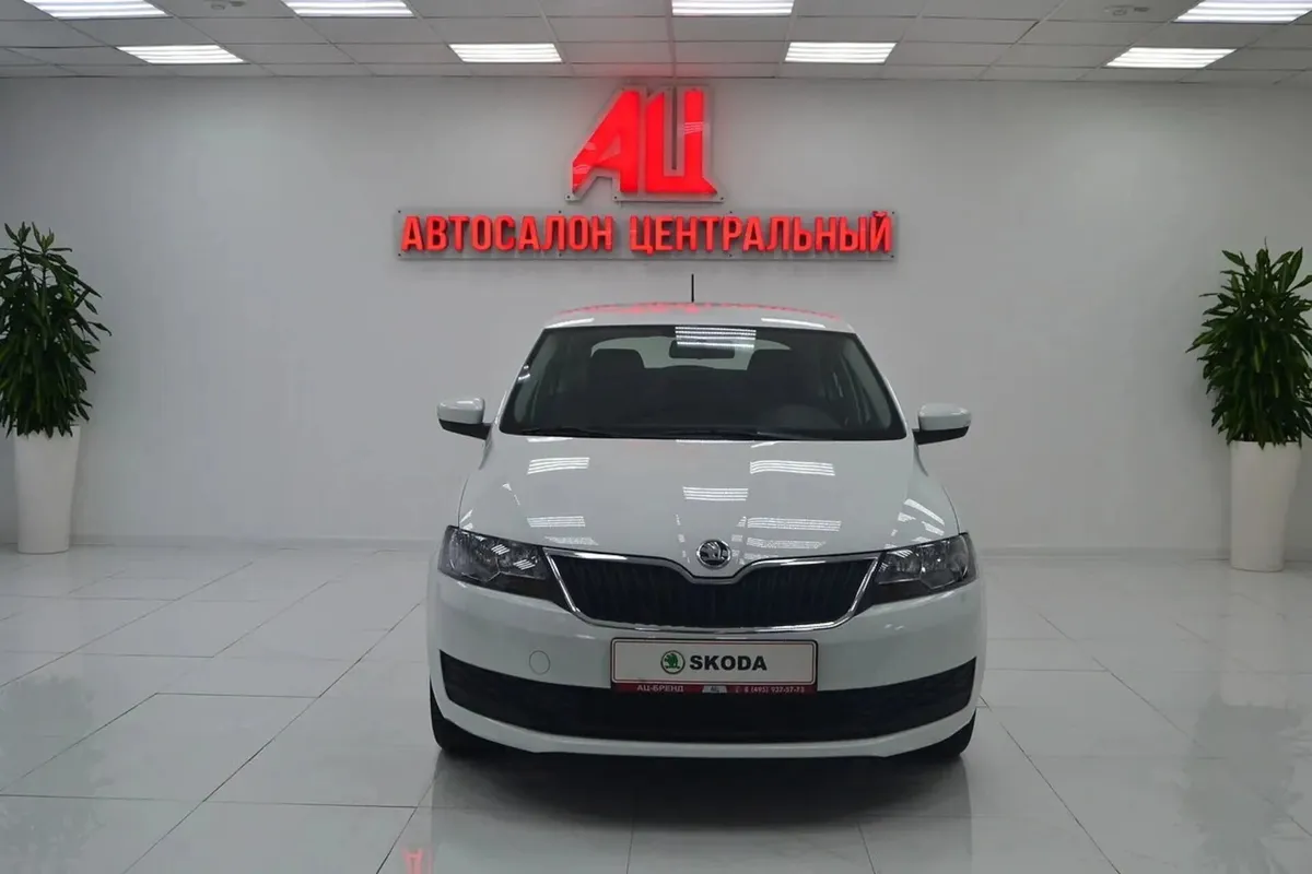 Skoda Rapid I Рестайлинг · Style — фото 3