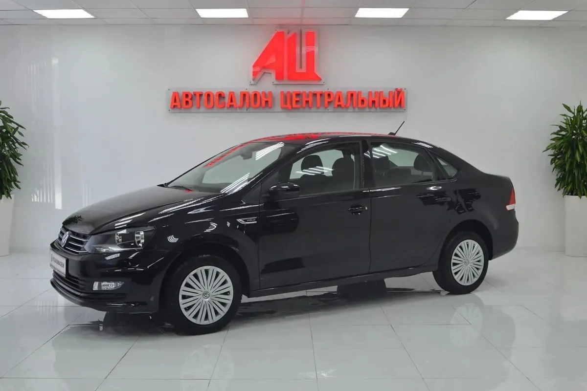 Volkswagen Polo V Рестайлинг · Highline 15-18