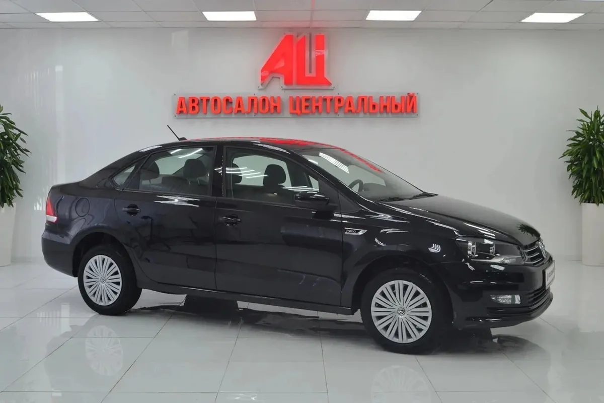 Volkswagen Polo V Рестайлинг · Highline 15-18 — фото 2