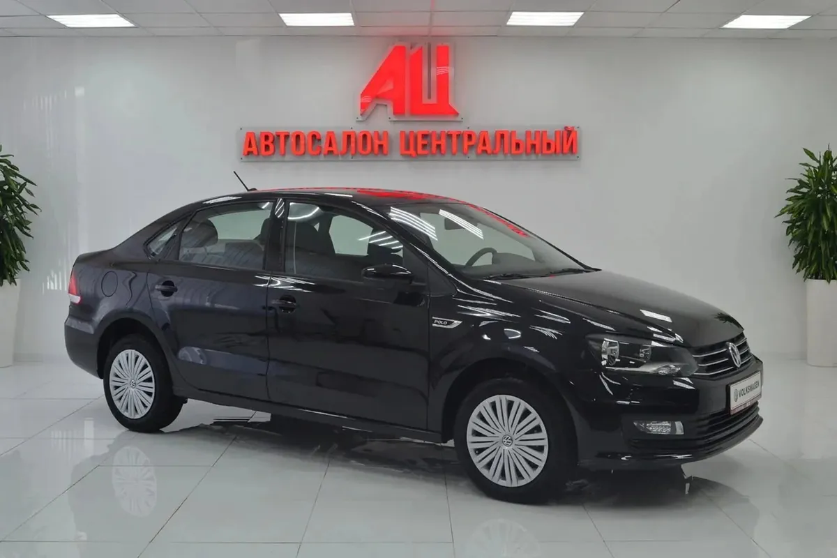 Volkswagen Polo V Рестайлинг · Highline 15-18 — фото 2