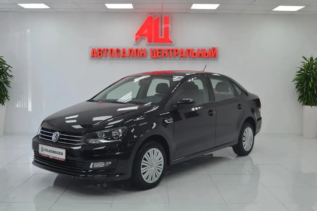 Volkswagen Polo V Рестайлинг · Highline 15-18