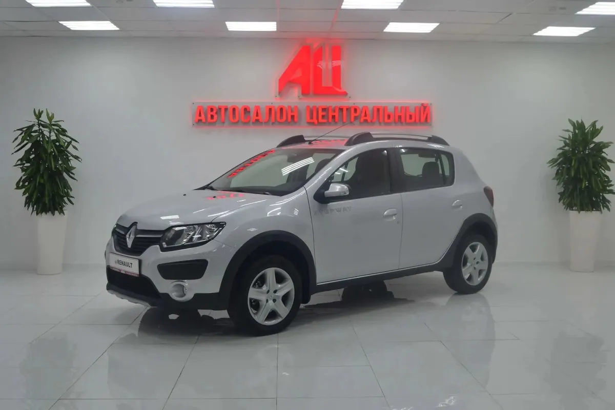 Renault Sandero II Рестайлинг · Life