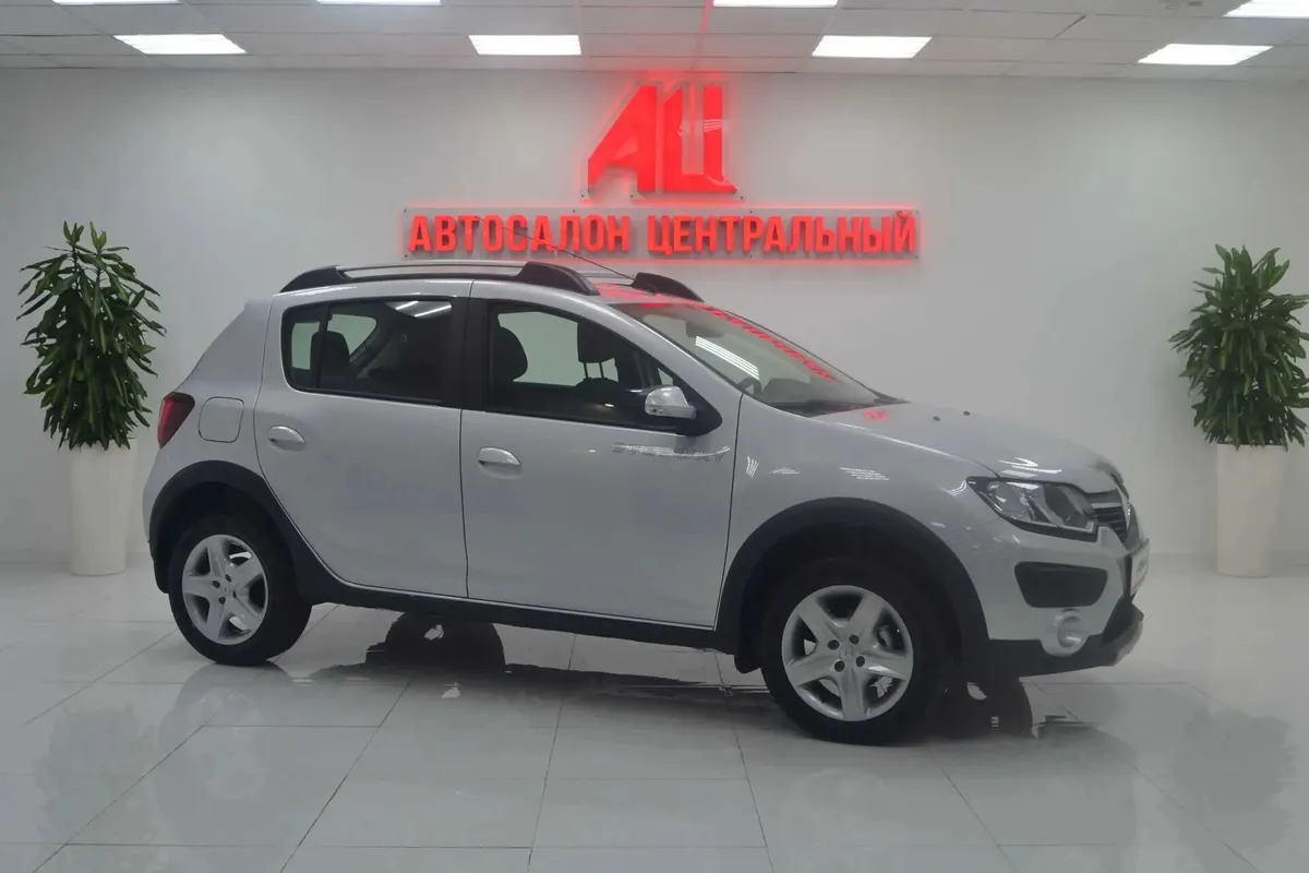Renault Sandero II Рестайлинг · Life — фото 3