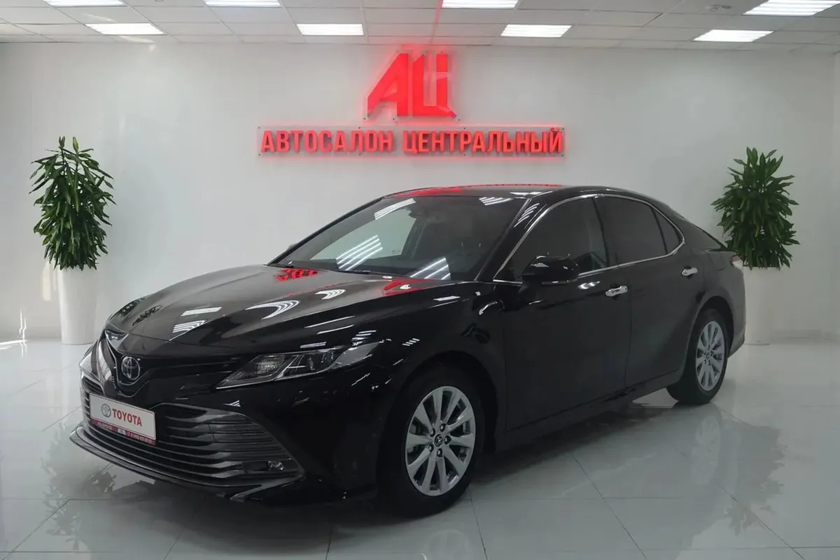 Toyota Camry VIII (XV70) · Стандарт