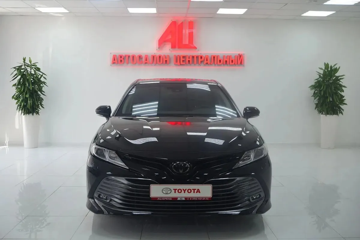 Toyota Camry VIII (XV70) · Стандарт — фото 2