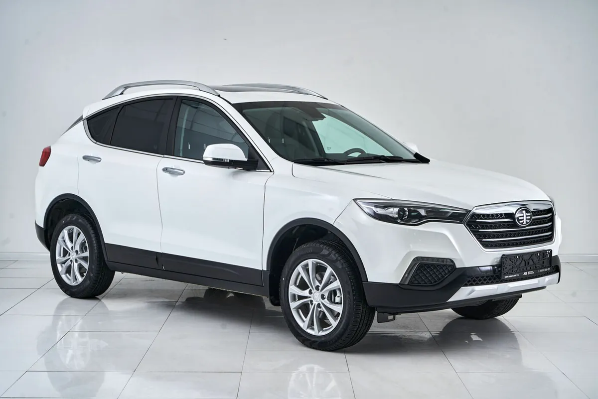 FAW Besturn X80 I Рестайлинг · Luxury — фото 3