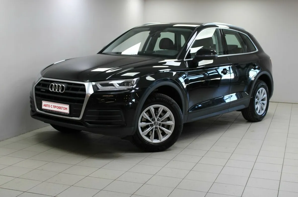 Audi Q5 II (FY) · Basis