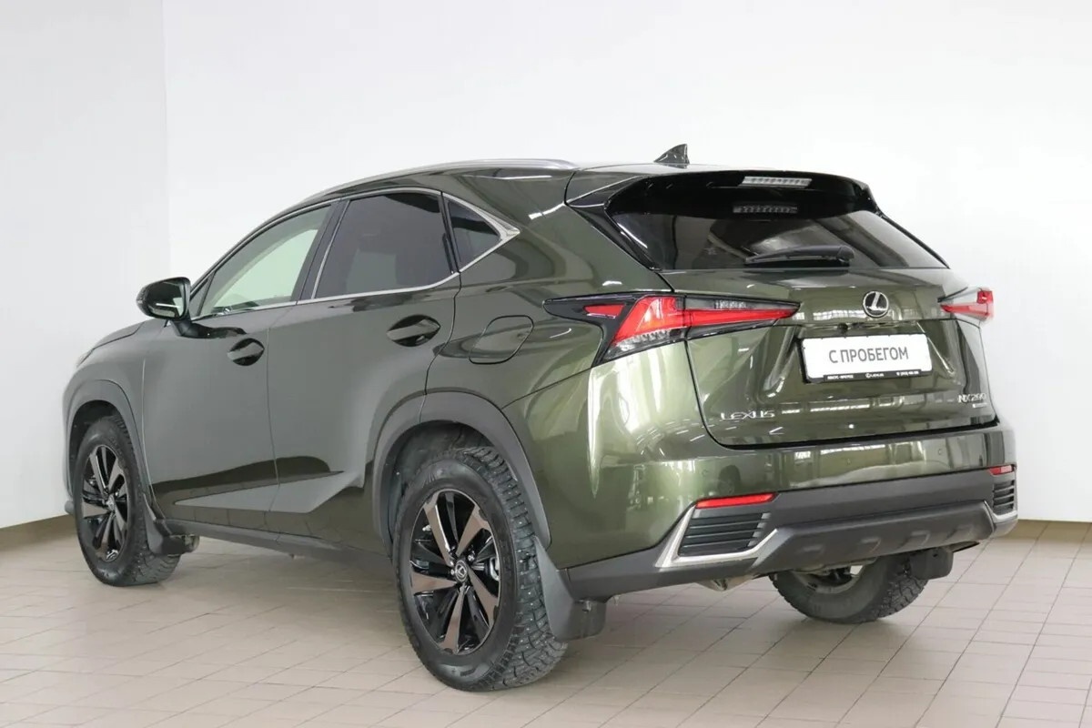 Lexus NX I Рестайлинг · Progressive — фото 4