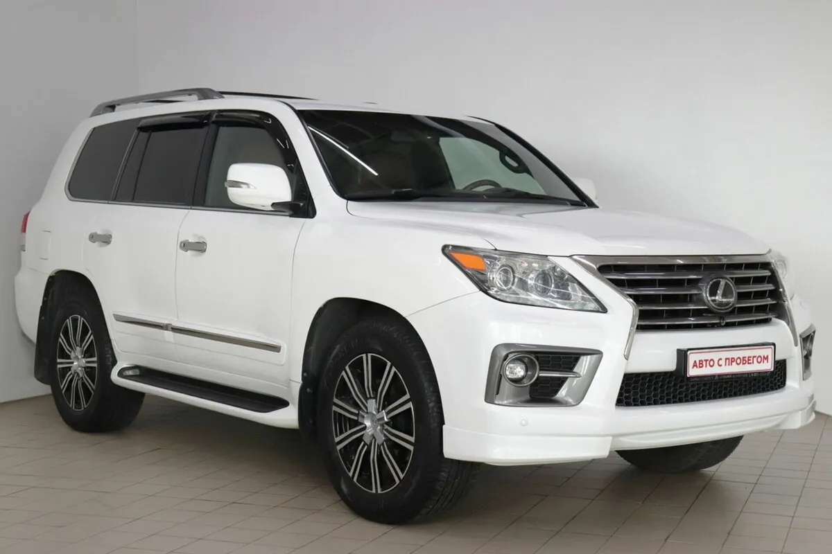 Lexus LX III Рестайлинг 2 · Standard