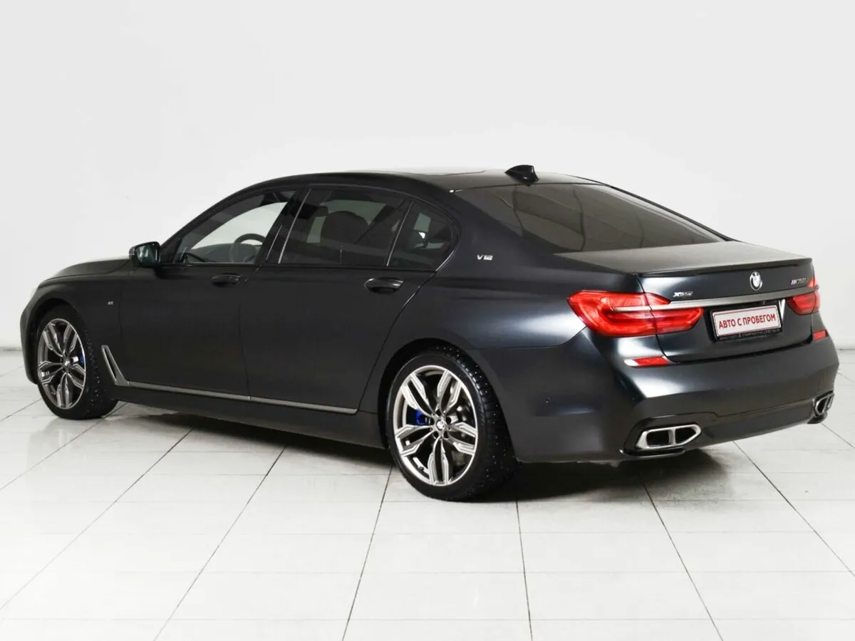 BMW 7 серии VI (G11/G12) · M760Li xDrive — фото 3