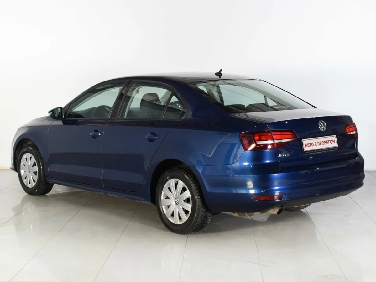Volkswagen Jetta VI Рестайлинг — фото 3