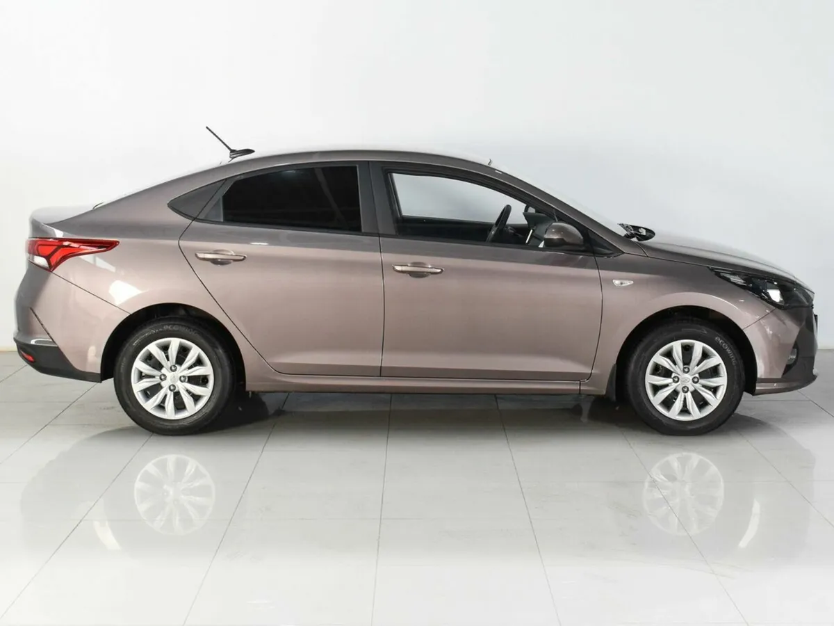 Hyundai Solaris II Рестайлинг · Active Plus — фото 4