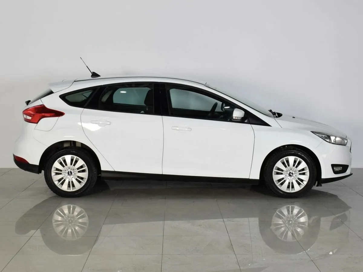 Ford Focus III Рестайлинг · Titanium — фото 4