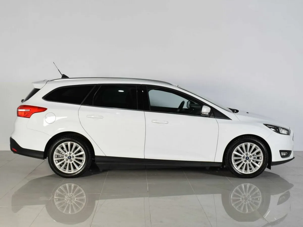 Ford Focus III Рестайлинг · Titanium — фото 4
