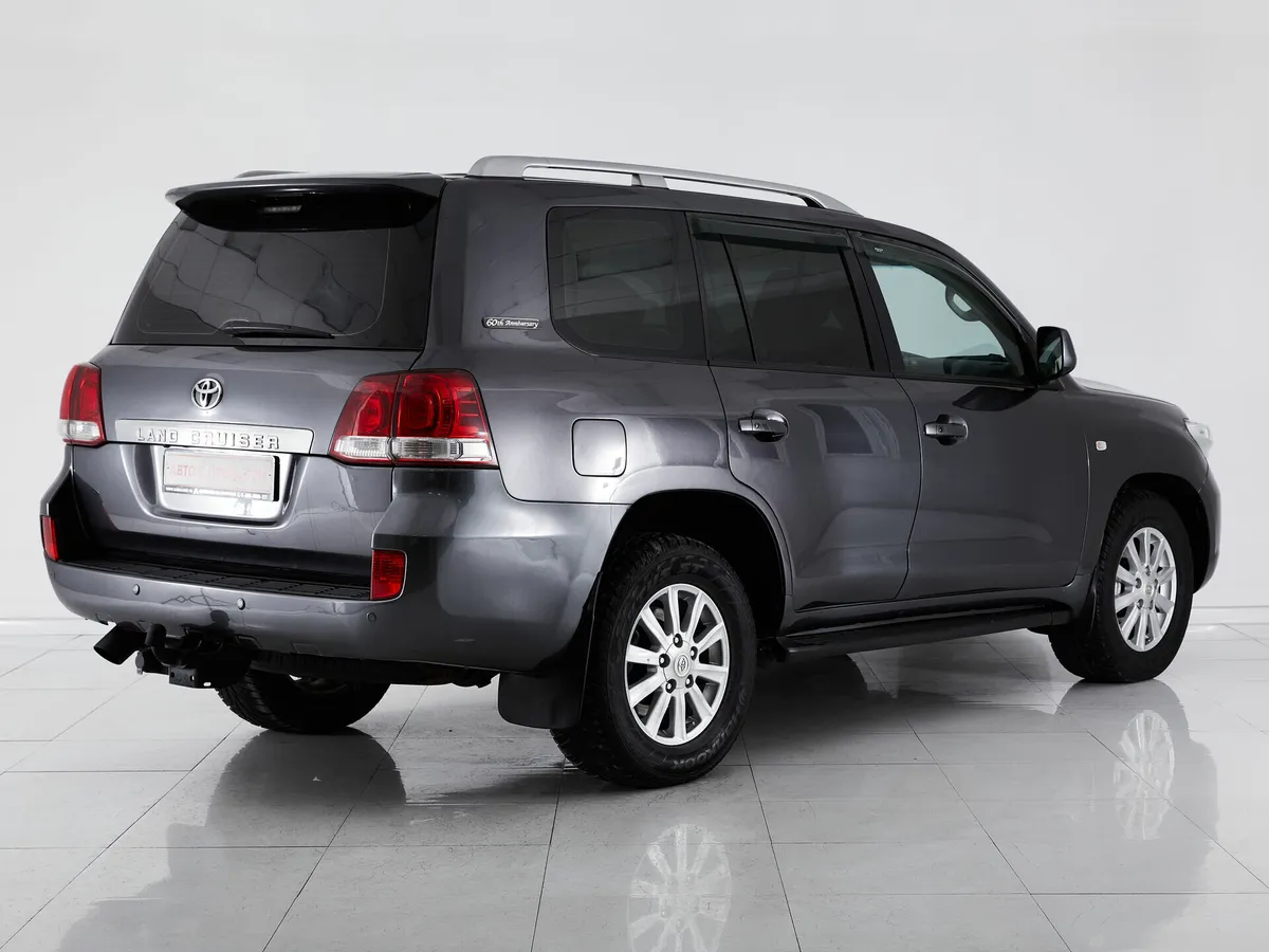 Toyota Land Cruiser 200 Series · Люкс — фото 5
