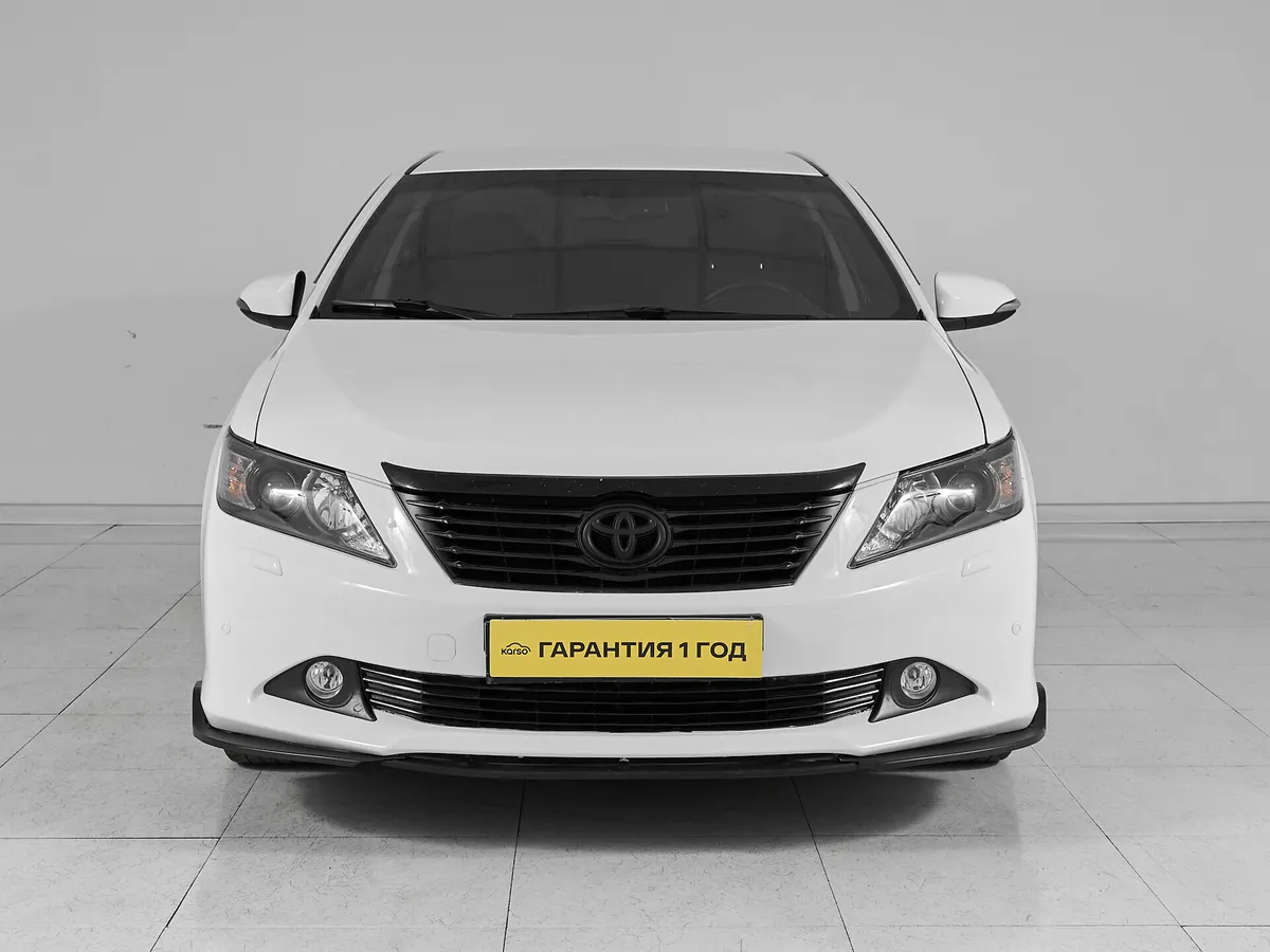 Toyota Camry VII (XV50) · Элеганс — фото 2