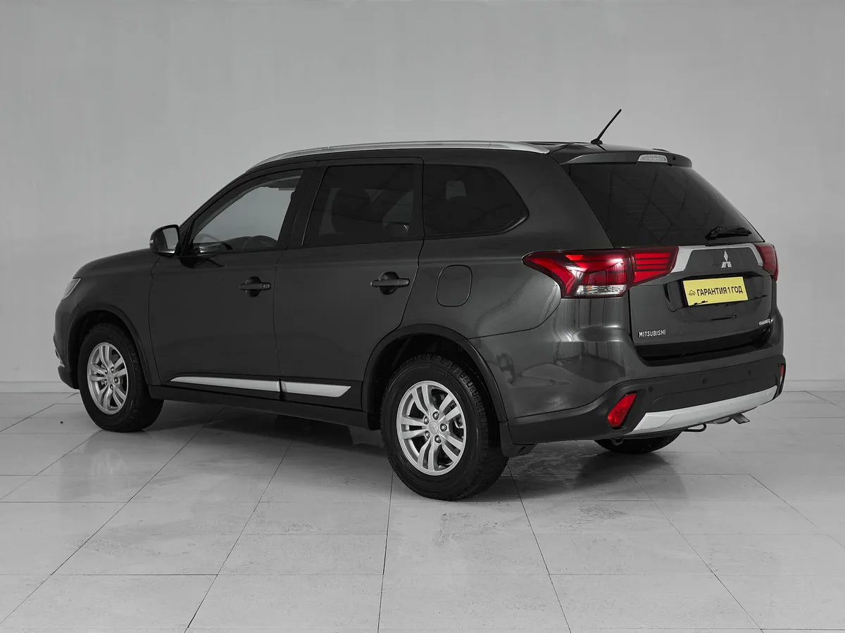 Mitsubishi Outlander III Рестайлинг 2 · Intense — фото 4