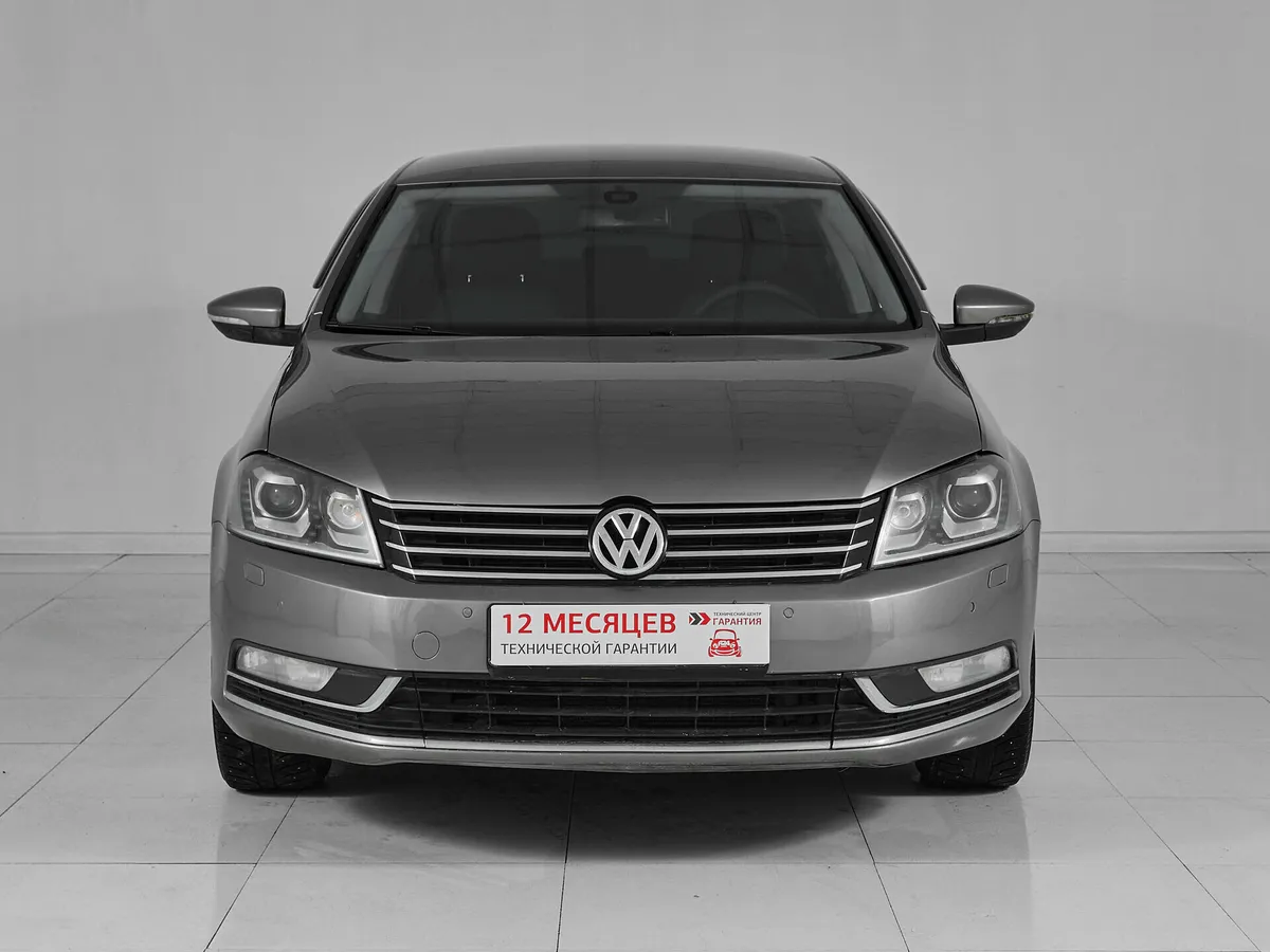 Volkswagen Passat B7 · Highline — фото 2
