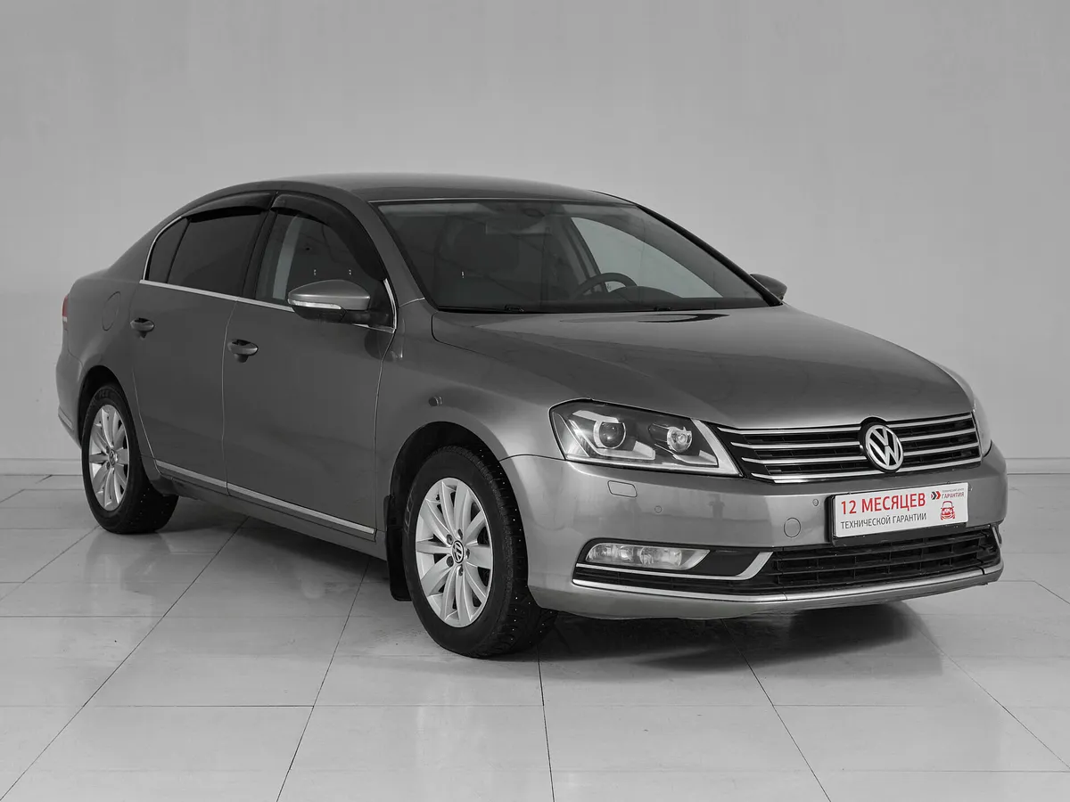 Volkswagen Passat B7 · Highline — фото 3
