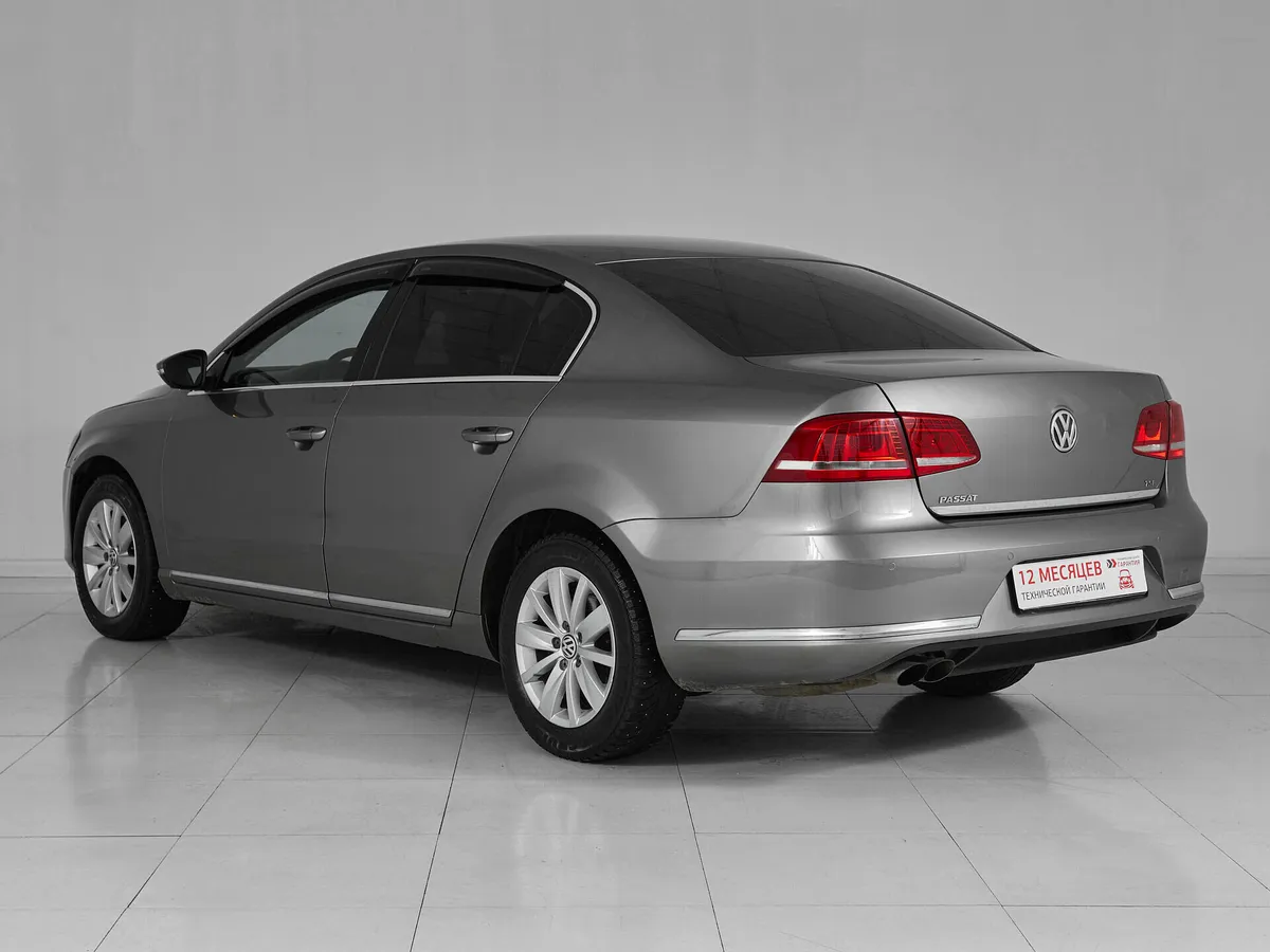 Volkswagen Passat B7 · Highline — фото 4