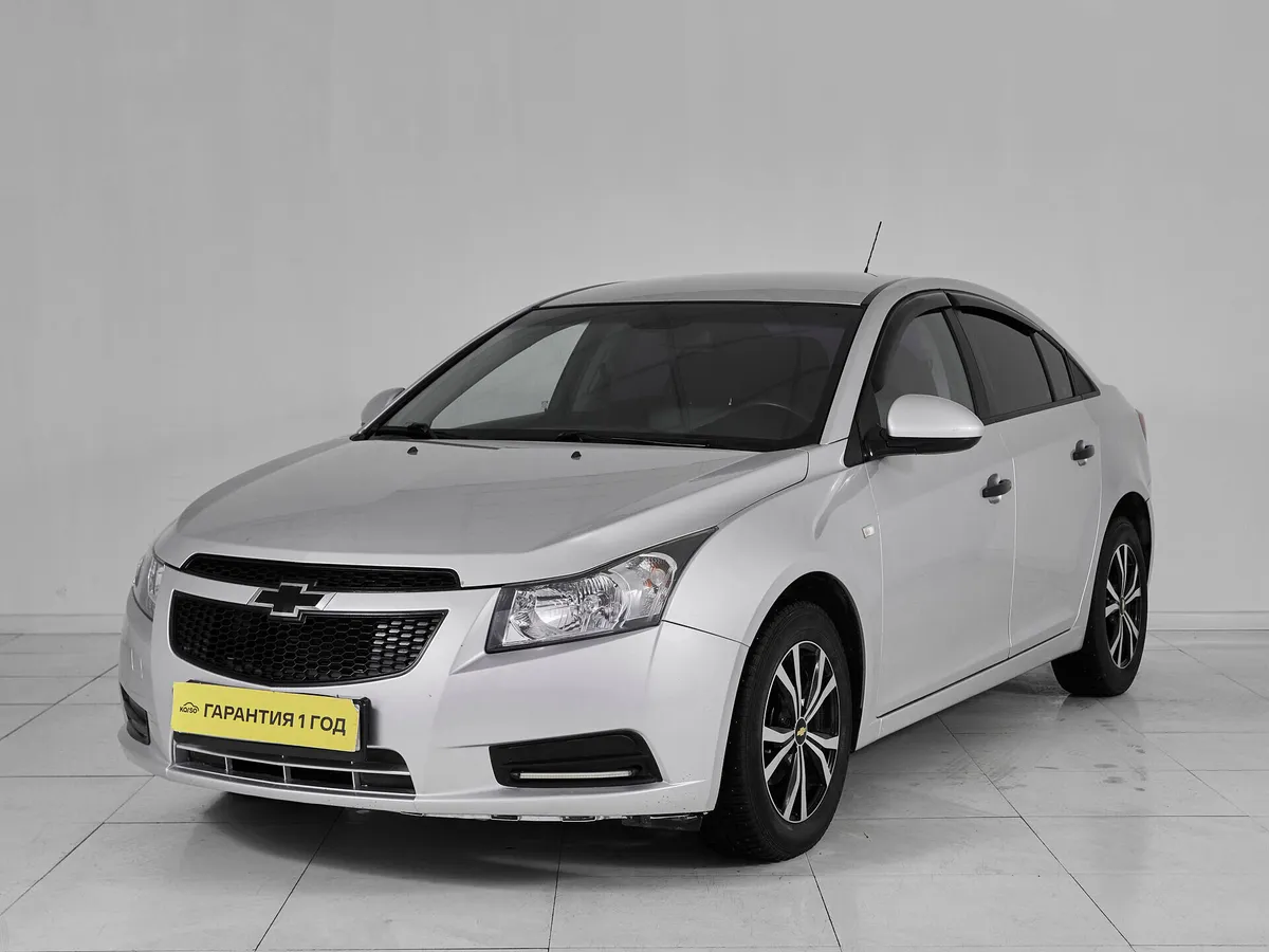 Chevrolet Cruze I · Base