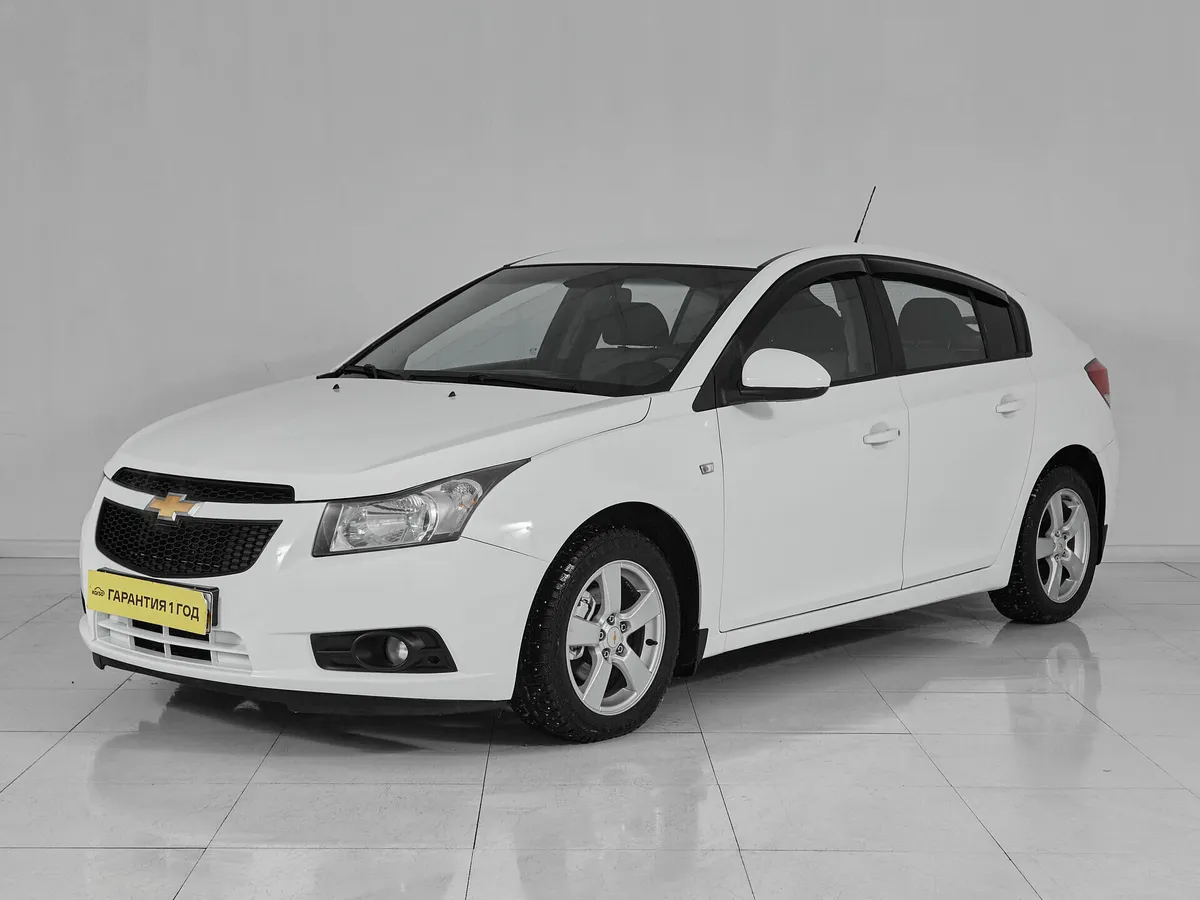 Chevrolet Cruze I · Base