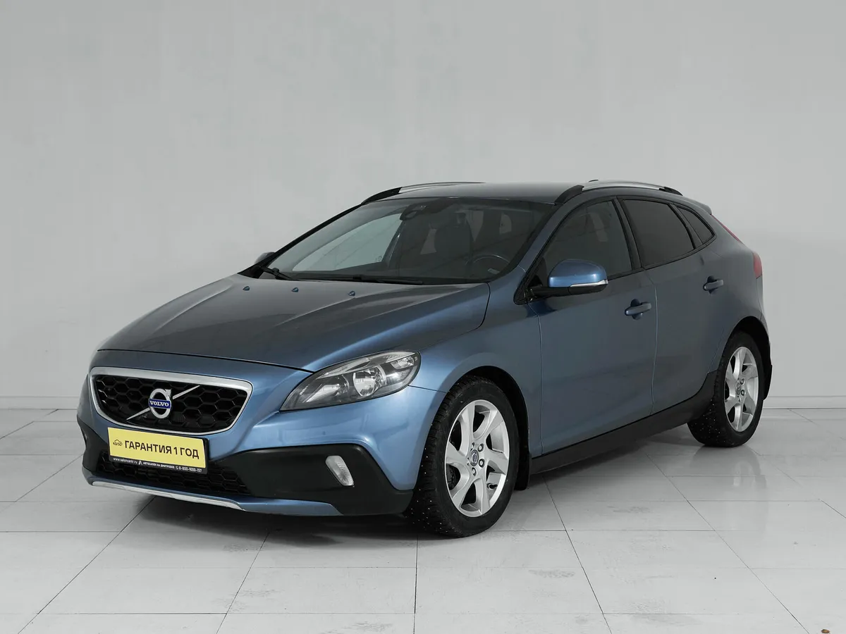 Volvo V40 II